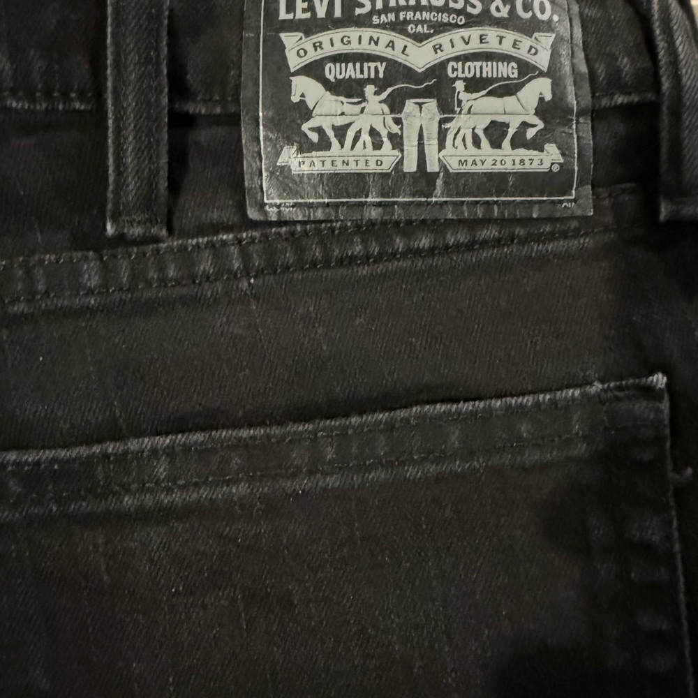 Levi's Men's Dark Black Jeans